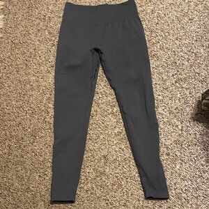 Gray High-Waisted Leggings
